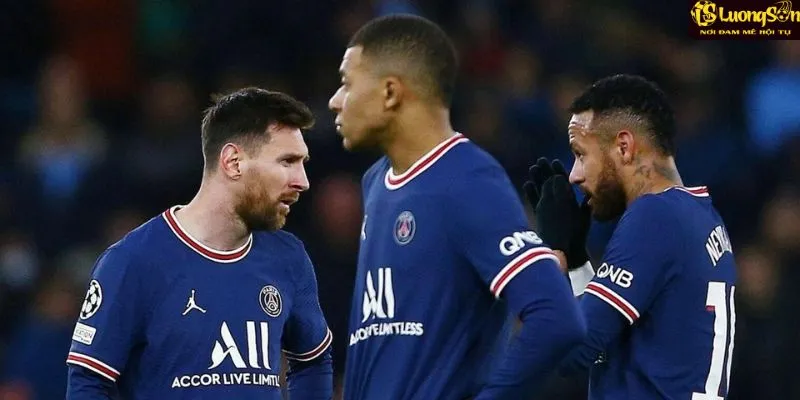 Khi PSG Neymar Messi vắng mặt, tất cả ánh mắt sẽ đổ dồn vào Kylian Mbappe